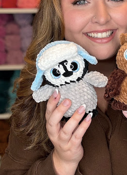 Small Penguin Plushie