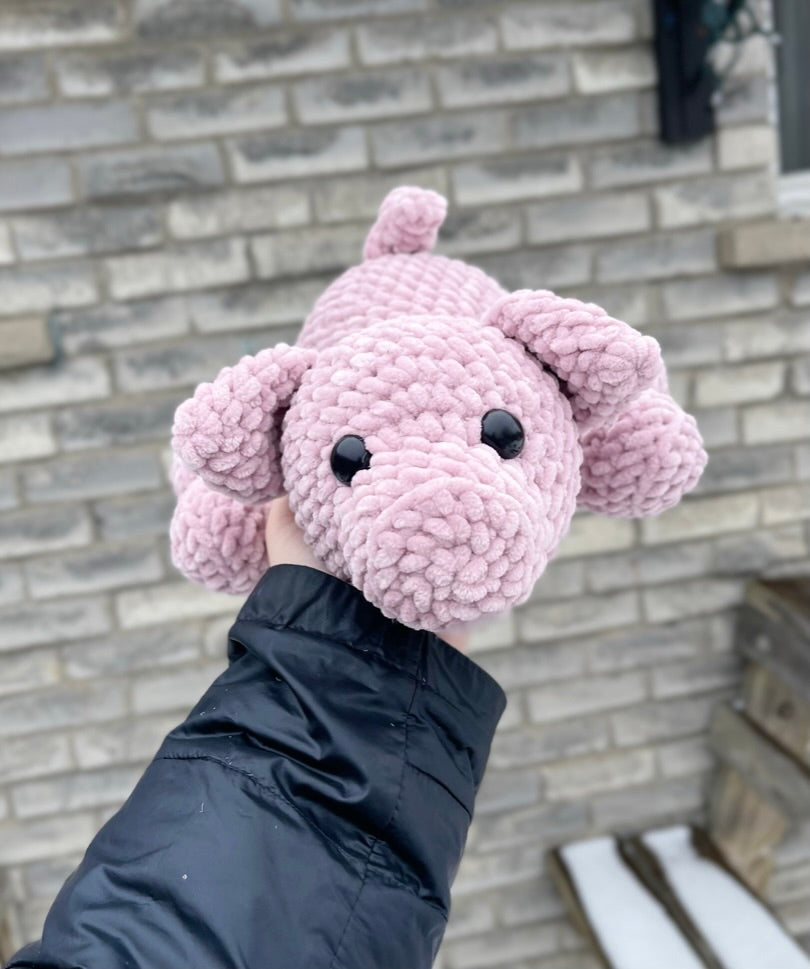 Penelope the Pig Crochet Pattern- No sew option included!